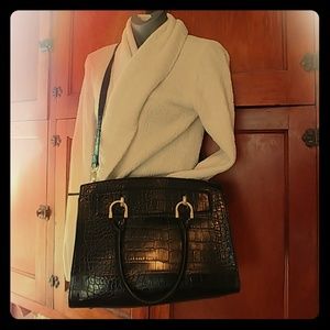 Lindon Fog alogator print sachel.